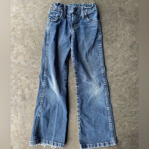 Wrangler Blue Flared Jeans with Classic Style size 6